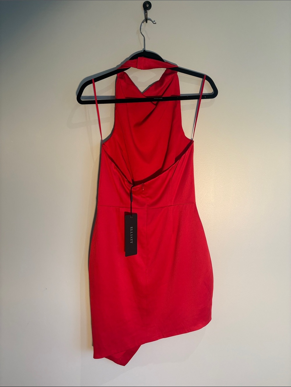 Elliatt Red Camo Midi Dress - Picture 2 of 3